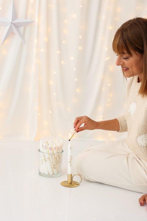 Calendário do Advento de velas com 25 velas finas numeradas e personalizadas