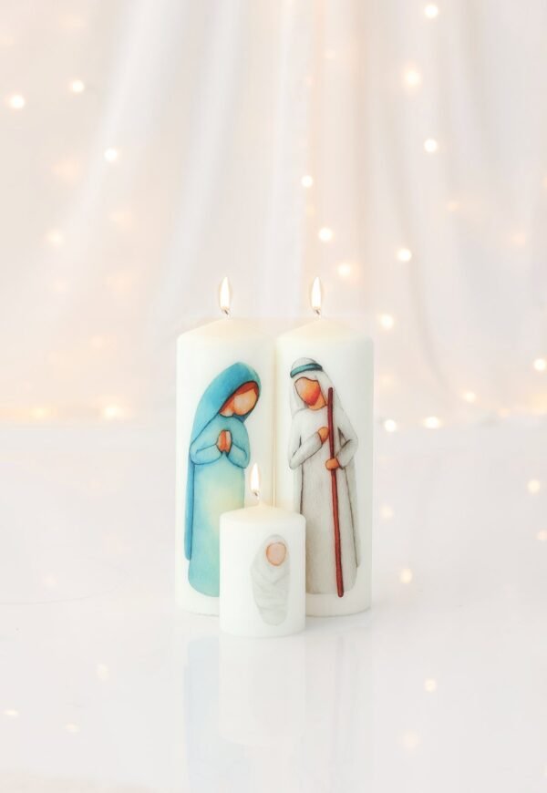 Vela Sagrada Família pintada à mão com Nossa Senhora, São José e o Menino Jesus