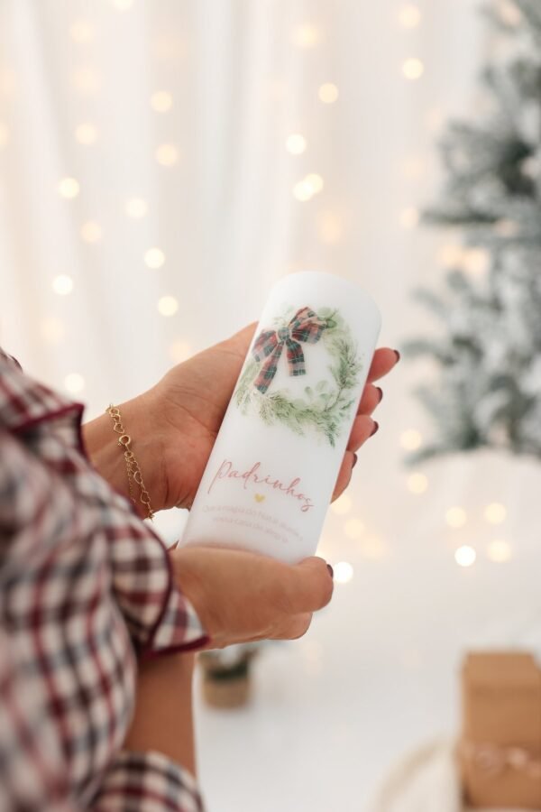 Vela personalizada de Natal com monograma e mensagem, em três tamanhos